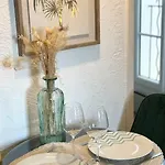 Апартаменти Place Malespine Proche Port Vauban *