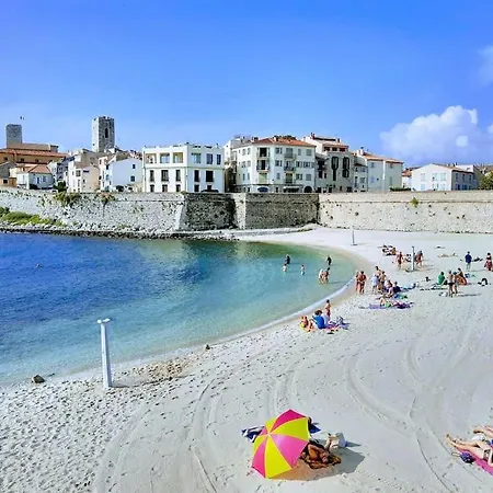 Appartement Place Malespine Proche Port Vauban *