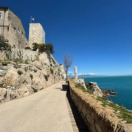 Апартаменти Place Malespine Proche Port Vauban Антіб