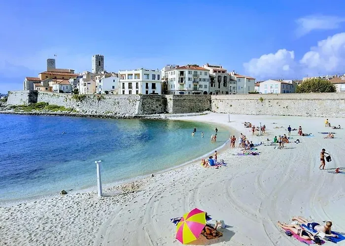 Appartement Place Malespine Proche Port Vauban *